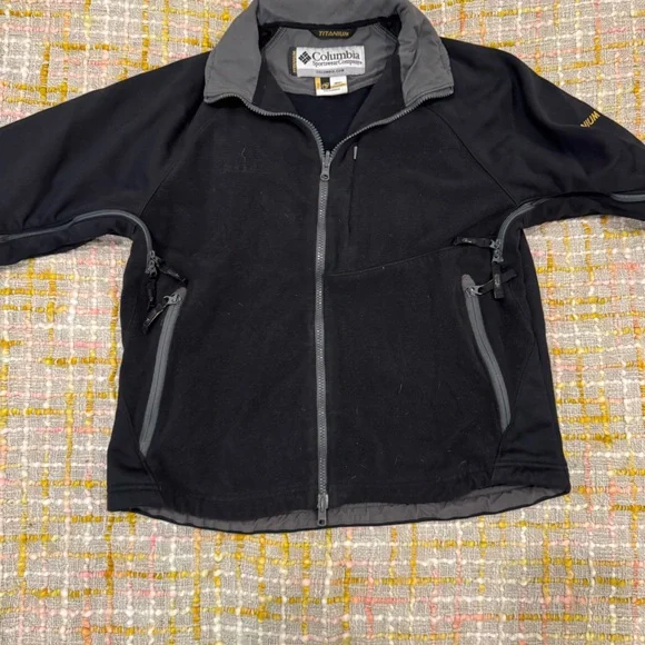 Columbia Titanium Jacket - Picture 3 of 4